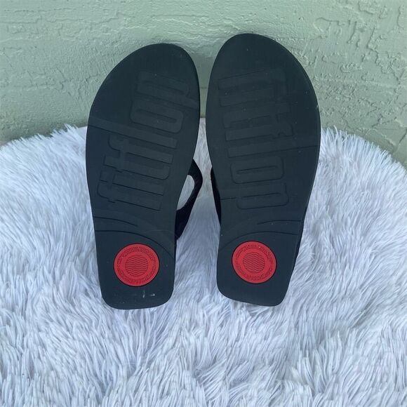 FitFlop Women's Black Suede Thong Sandals Floral Design Size 7 - Picture 4 of 8